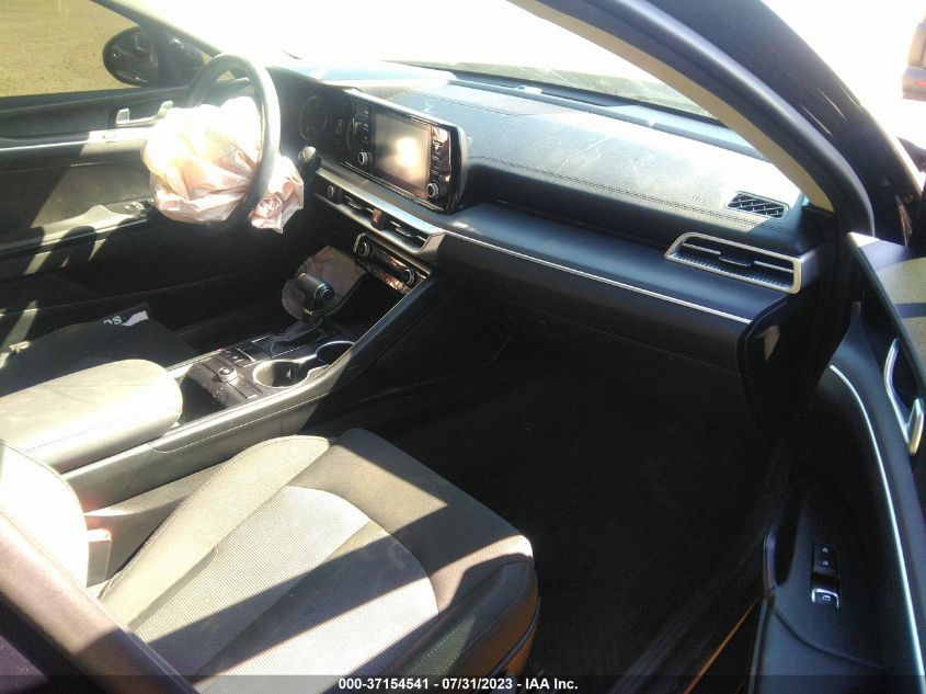 2022 KIA K5 LXS - 5XXG14J28NG100064