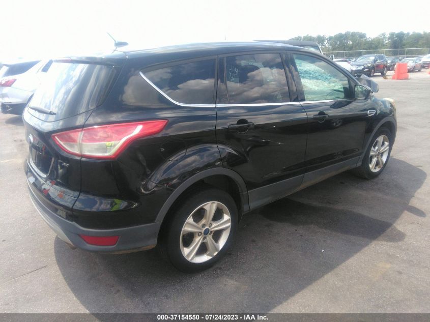 2016 FORD ESCAPE SE - 1FMCU0G71GUB43588