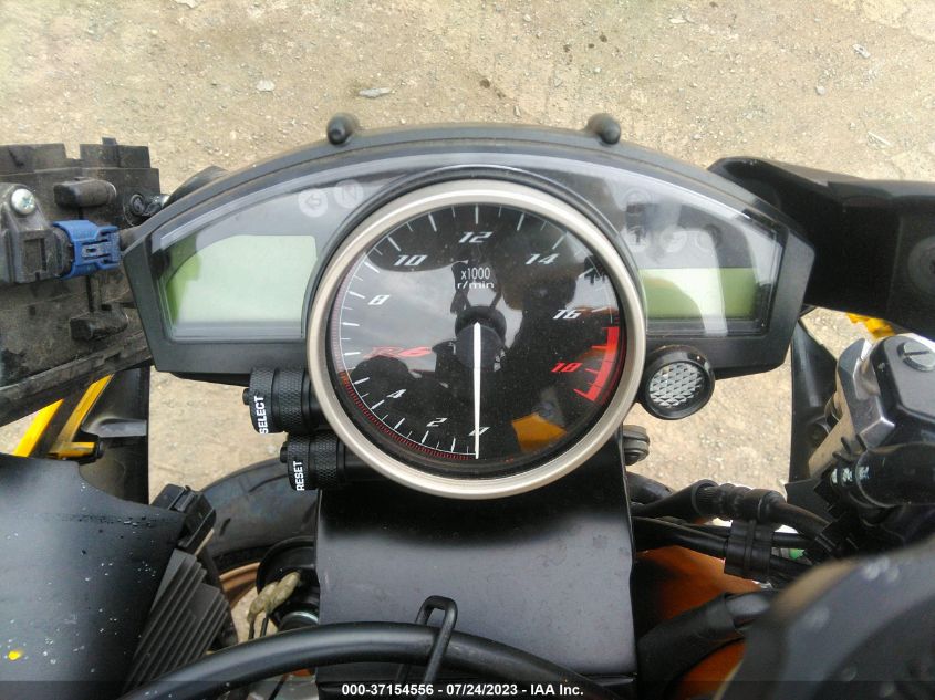 2016 YAMAHA YZFR6 JYARJ16E9GA034712