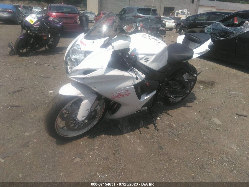 2020 SUZUKI GSX-R600 - JS1GN7FAXL7100654