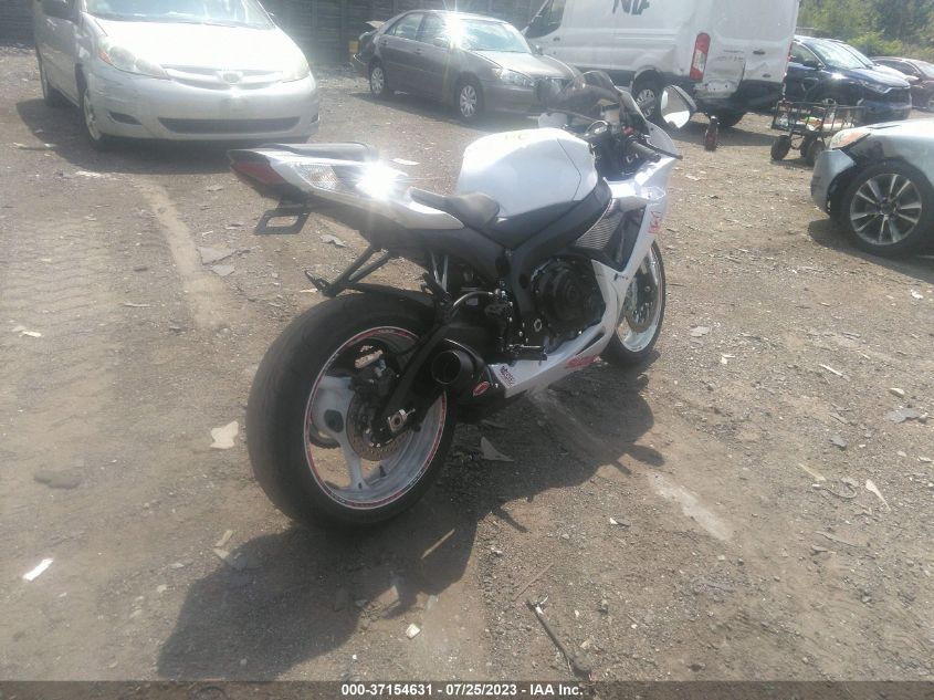 2020 SUZUKI GSX-R600 - JS1GN7FAXL7100654