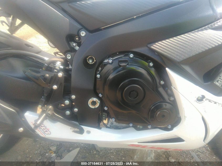 2020 SUZUKI GSX-R600 - JS1GN7FAXL7100654