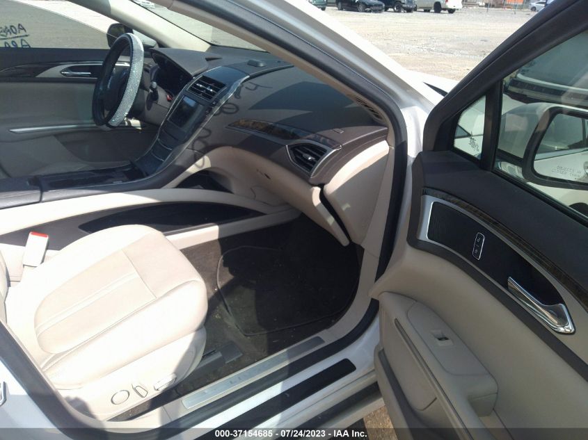 2016 LINCOLN MKZ HYBRID - 3LN6L2LU0GR624382