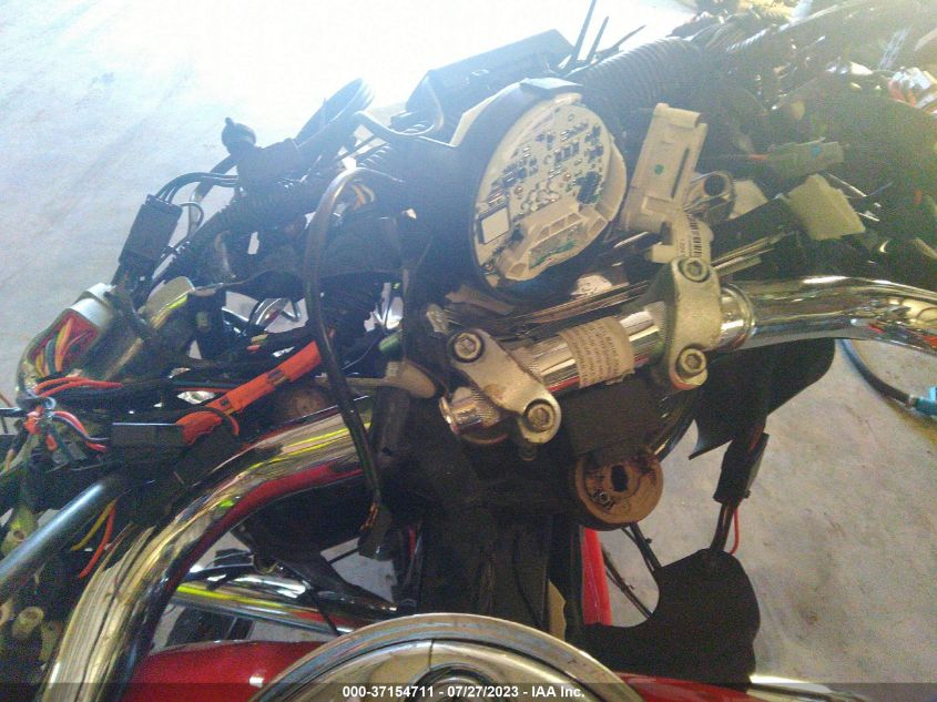 2006 HARLEY-DAVIDSON FLHT 1HD1DDV1X6Y685084