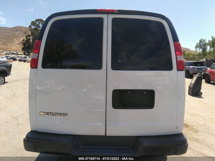 2018 CHEVROLET EXPRESS CARGO VAN - 1GCWGAFPXJ1301337