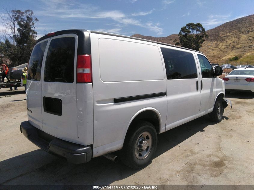 2018 CHEVROLET EXPRESS CARGO VAN - 1GCWGAFPXJ1301337