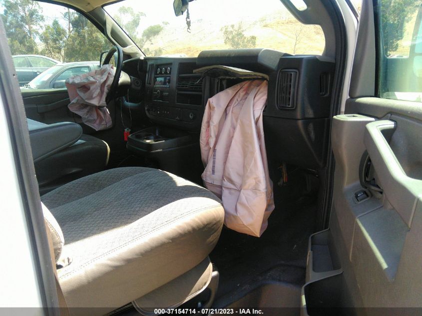 2018 CHEVROLET EXPRESS CARGO VAN - 1GCWGAFPXJ1301337