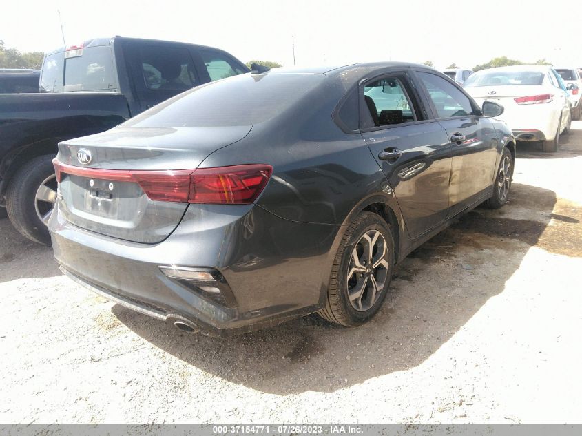 3KPF24AD6ME277150 Kia Forte FE/LXS 4