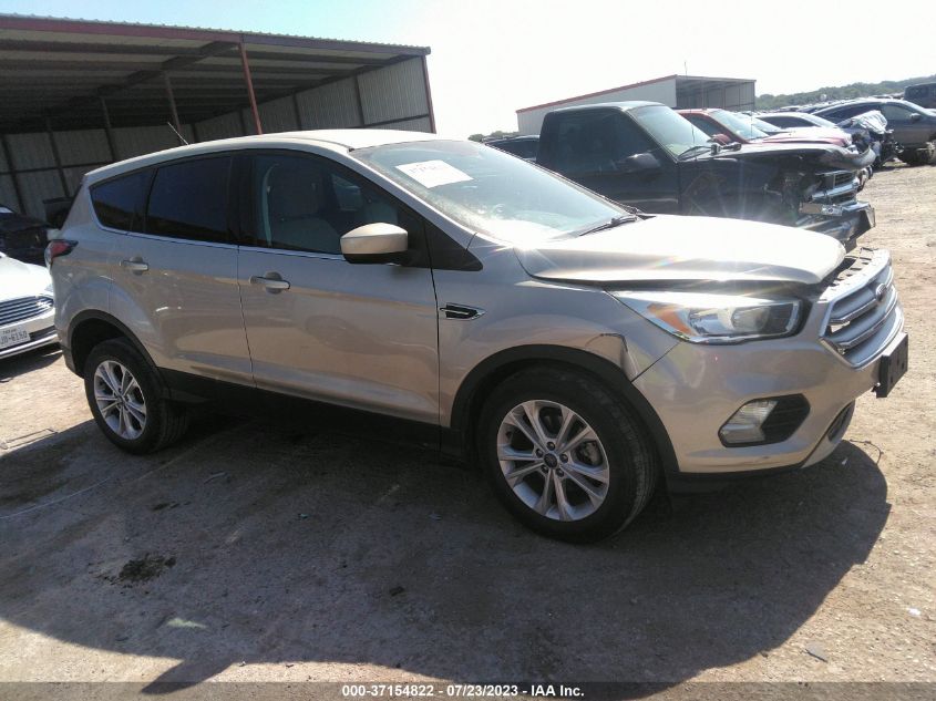 2017 FORD ESCAPE SE - 1FMCU0GD7HUD40191