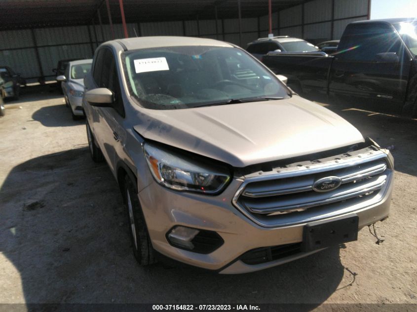 2017 FORD ESCAPE SE - 1FMCU0GD7HUD40191