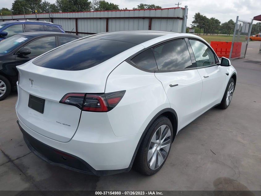 VIN 7SAYGDEE4PA059123 2023 TESLA MODEL Y LONG RANGE
