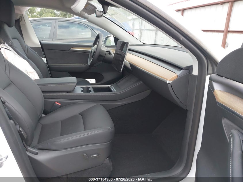 VIN 7SAYGDEE4PA059123 2023 TESLA MODEL Y LONG RANGE