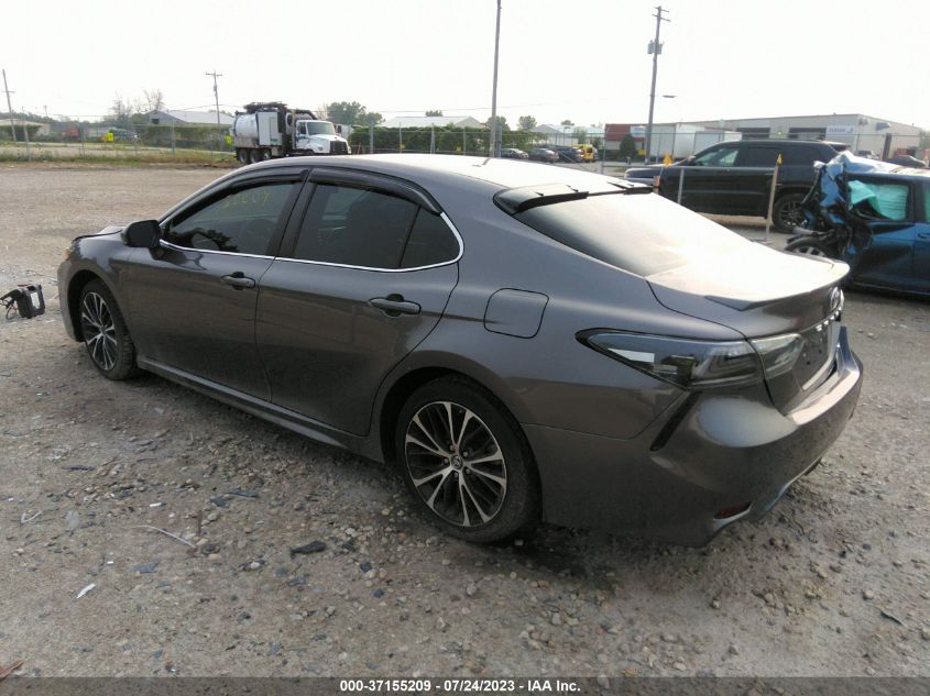2018 TOYOTA CAMRY LE/SE/XLE/L - 4T1B11HK0JU137009