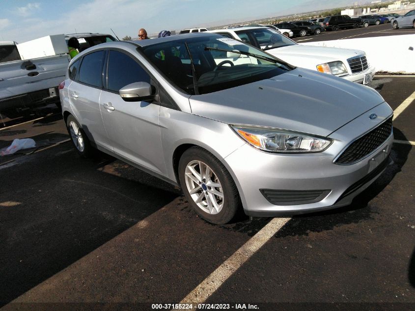 2016 FORD FOCUS SE - 1FADP3K23GL387915