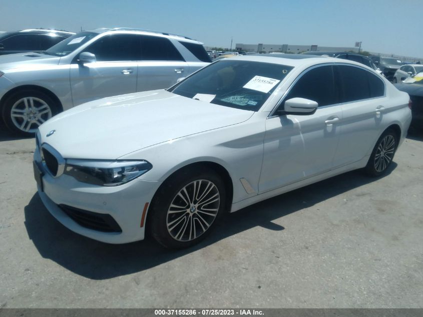 WBAJA7C51KWW42774 BMW 530 XI 2