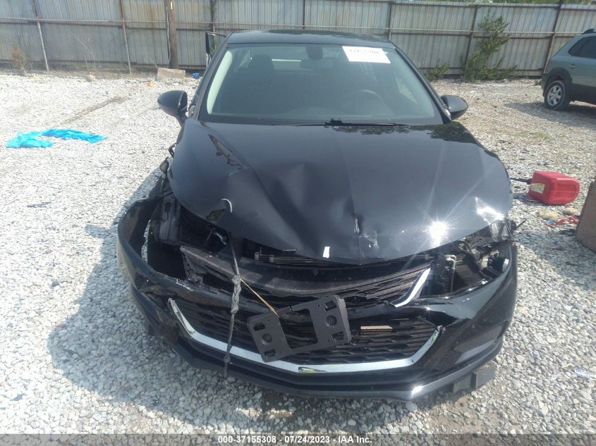 2018 CHEVROLET CRUZE LT - 1G1BE5SM6J7166516