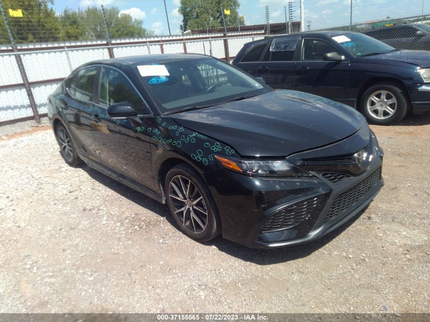 2022 TOYOTA CAMRY SE/SE NIGHT SHADE - 4T1G11AK0NU713834