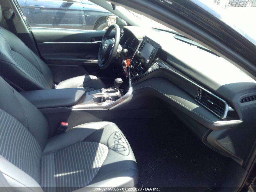 2022 TOYOTA CAMRY SE/SE NIGHT SHADE - 4T1G11AK0NU713834