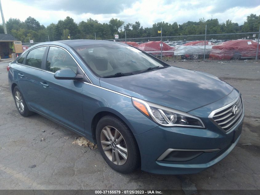 2016 HYUNDAI SONATA 2.4L SE - 5NPE24AF7GH260211