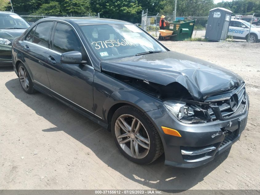 2014 MERCEDES-BENZ C-CLASS C 300 - WDDGF8AB6EA956151