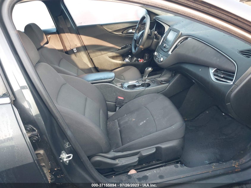 VIN 1G1ZB5ST3JF104978 2018 CHEVROLET MALIBU LS