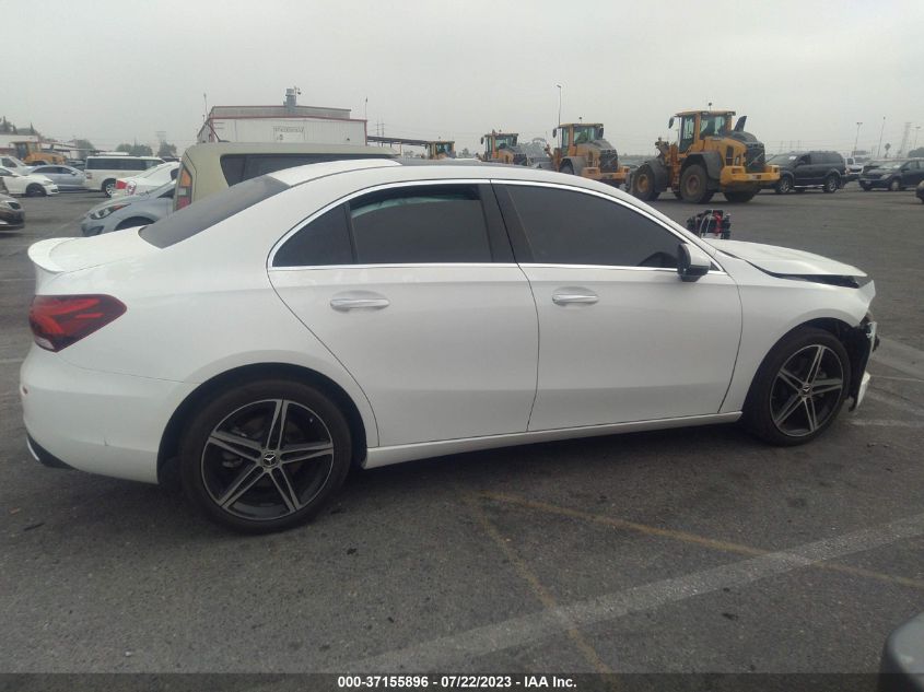 2022 MERCEDES-BENZ A-CLASS A 220 - W1K3G4EB7NJ371772