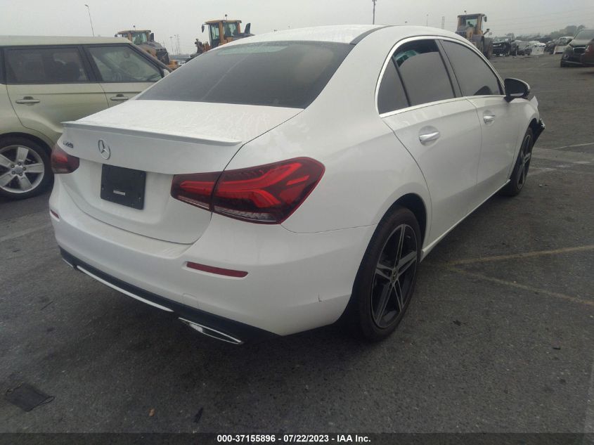 2022 MERCEDES-BENZ A-CLASS A 220 - W1K3G4EB7NJ371772