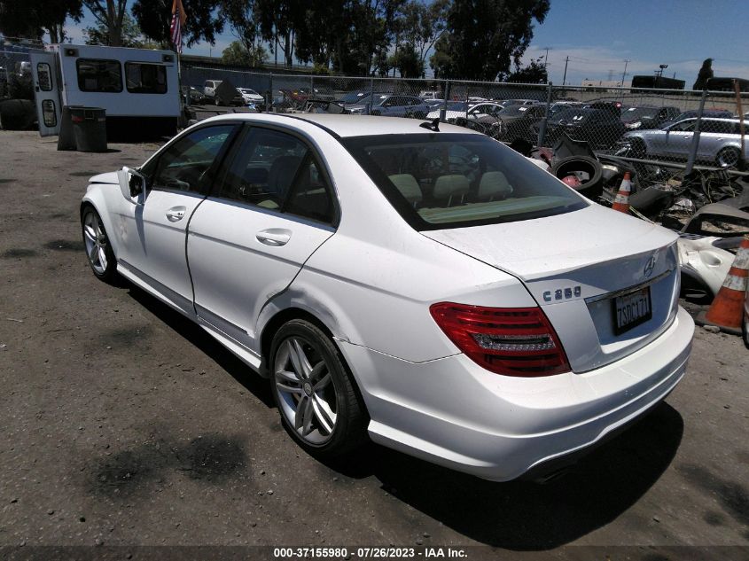 2014 MERCEDES-BENZ C-CLASS C 250 - WDDGF4HB2ER314008