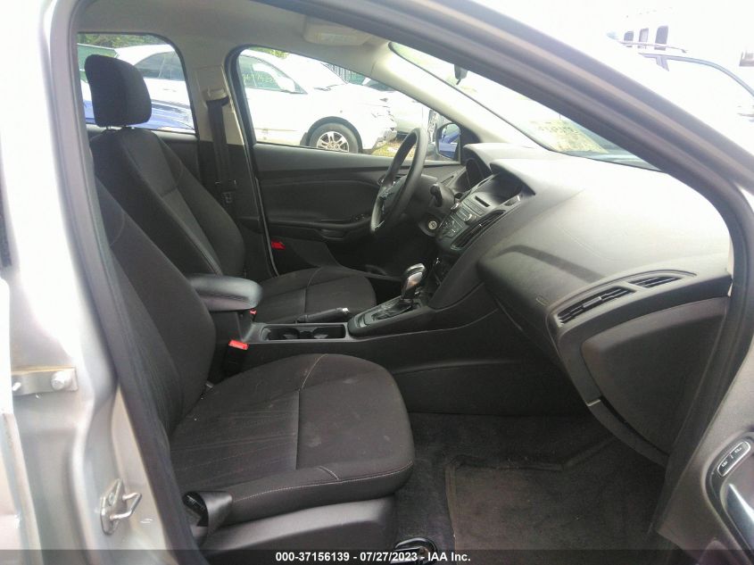 2015 FORD FOCUS SE - 1FADP3F25FL242755