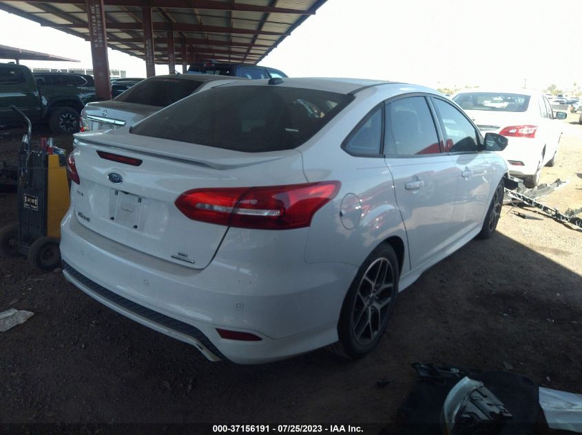 2015 FORD FOCUS SE - 1FADP3F2XFL324724