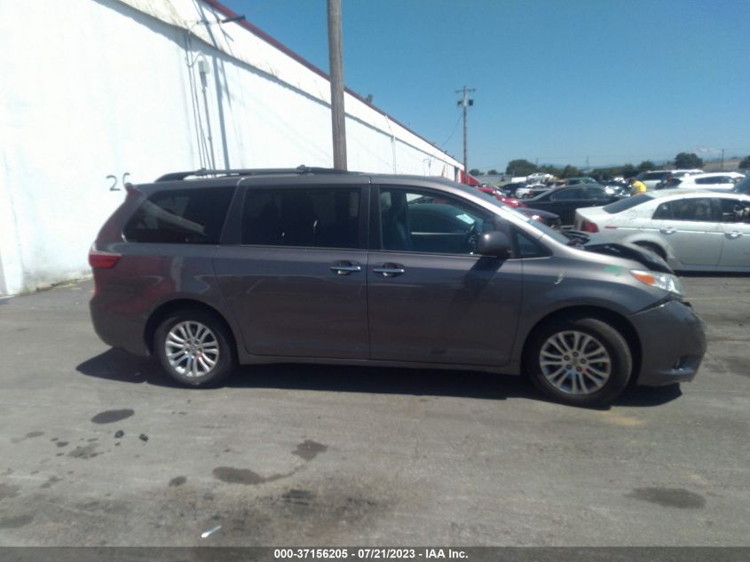 5TDYK3DC6GS734443 2016 TOYOTA SIENNA, photo no. 13