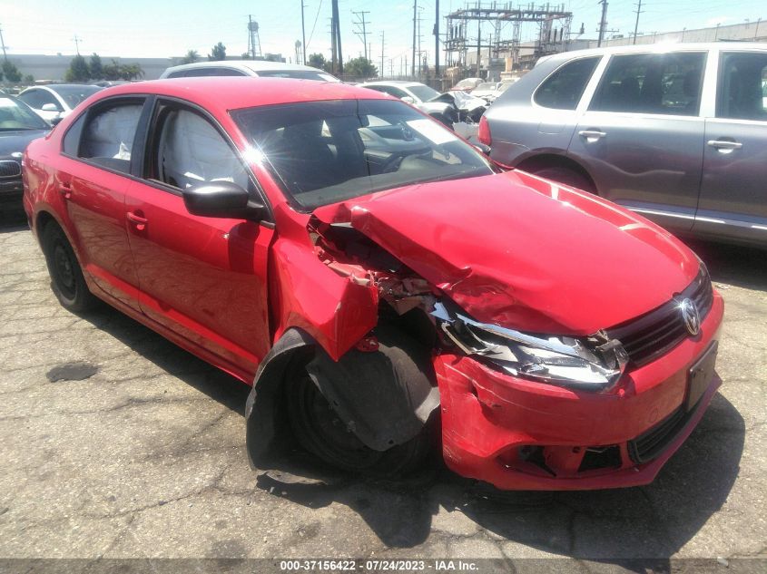 2014 VOLKSWAGEN JETTA SEDAN S - 3VW2K7AJ4EM394929