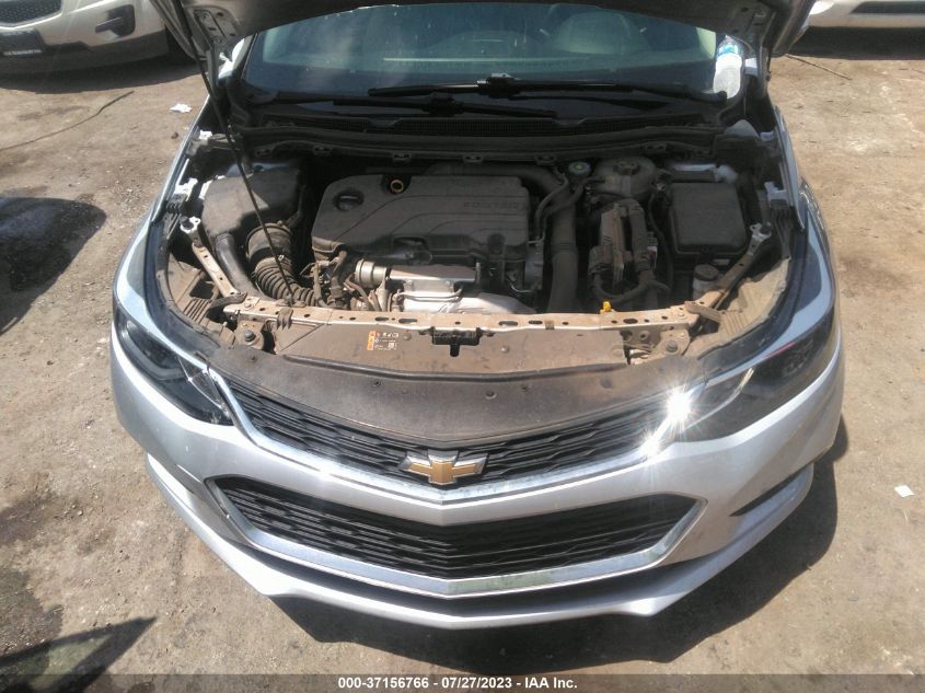 2018 CHEVROLET CRUZE LT - 1G1BE5SM5J7239875