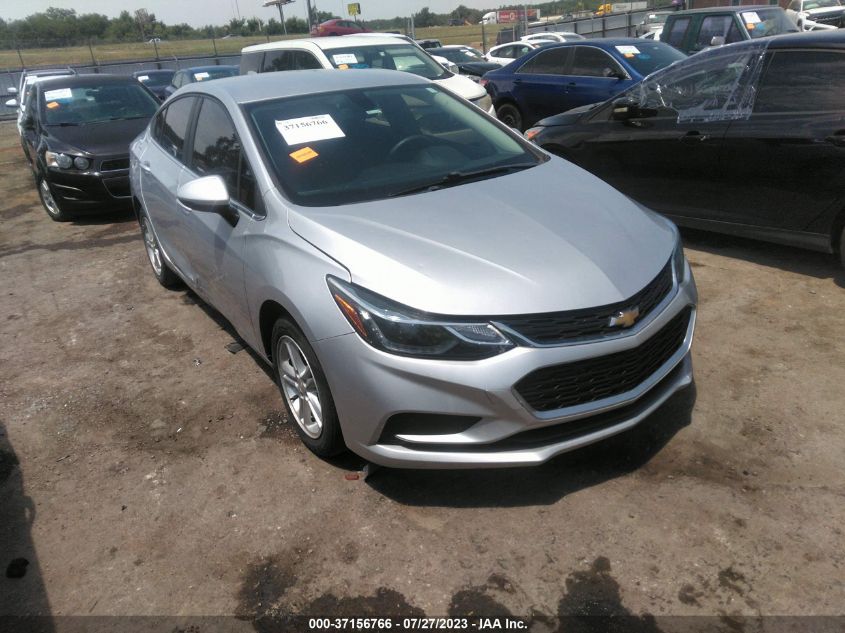 2018 CHEVROLET CRUZE LT - 1G1BE5SM5J7239875