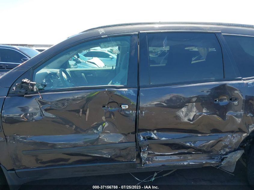 2017 CHEVROLET TRAVERSE LS - 1GNKRFKD8HJ133765