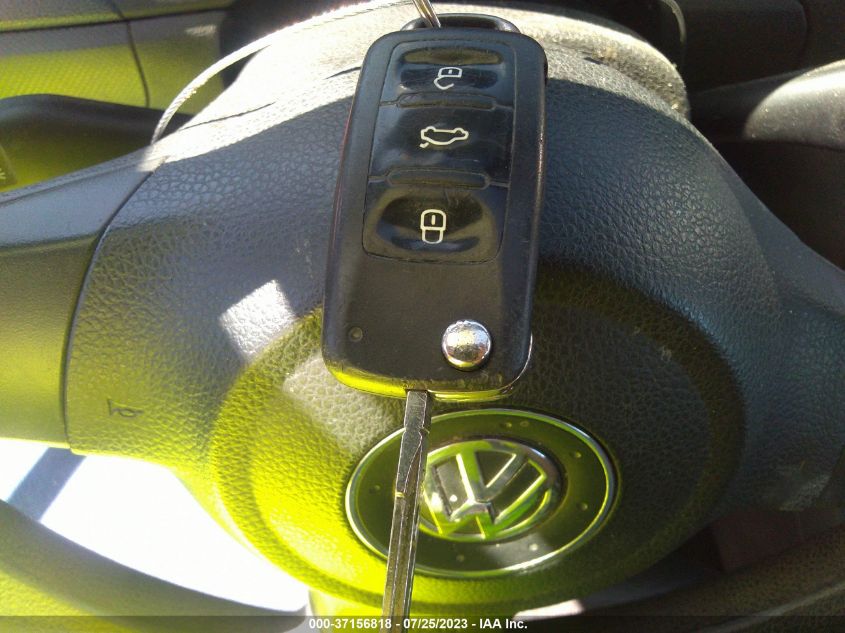 2014 VOLKSWAGEN JETTA SEDAN SE - 3VWD17AJXEM401832