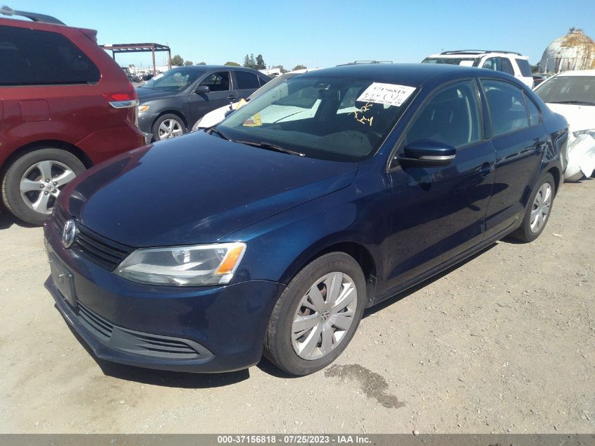 2014 VOLKSWAGEN JETTA SEDAN SE - 3VWD17AJXEM401832