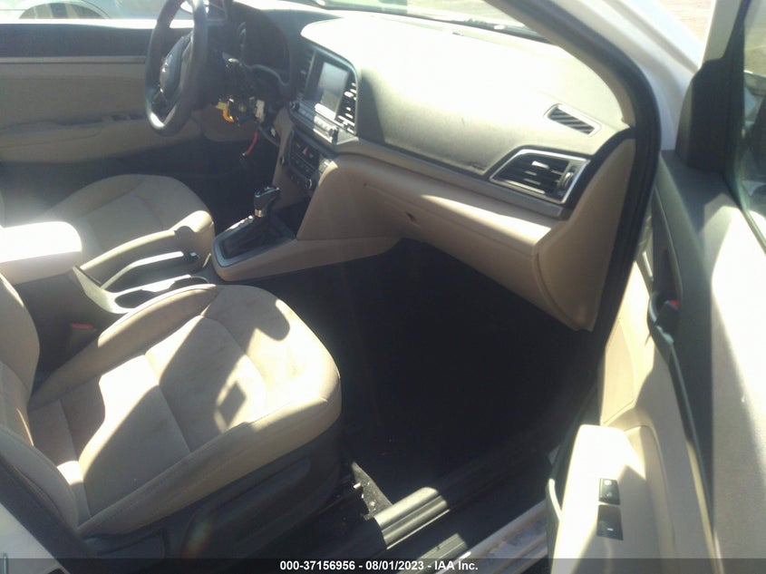 VIN 5NPD84LF5JH310716 2018 HYUNDAI ELANTRA SEL