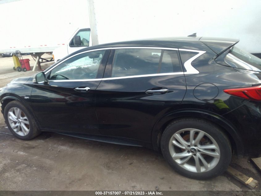 SJKCH5CP3JA054042 | 2018 INFINITI QX30