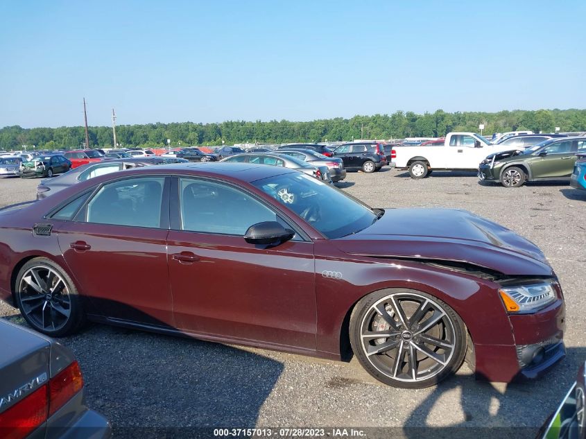 2017 AUDI S8 PLUS - WUAJ5AFDXHN900606