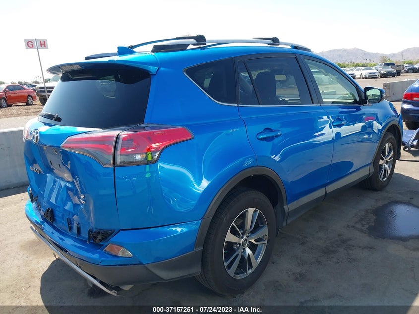 VIN JTMRFREV6HJ172666 2017 TOYOTA RAV4 XLE