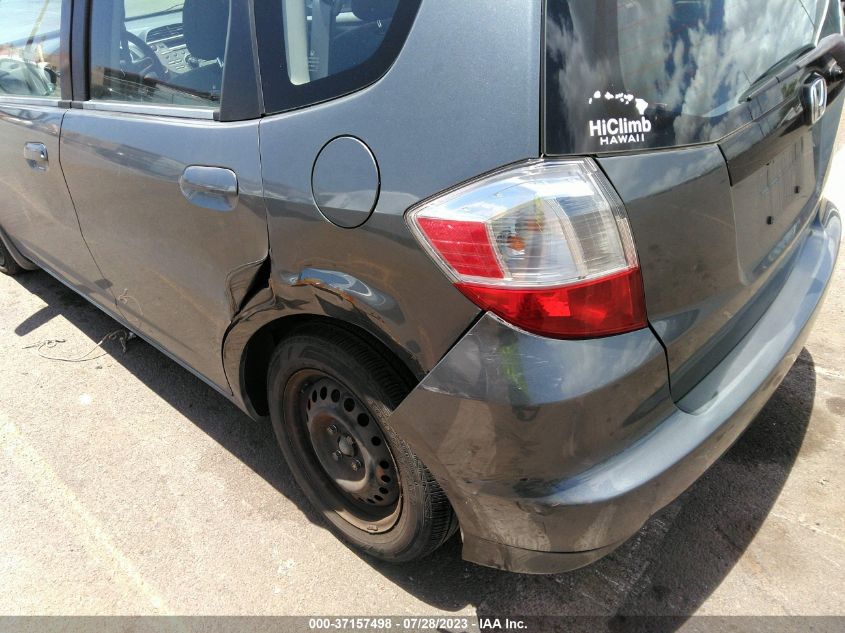 2013 HONDA FIT - JHMGE8H38DC082947