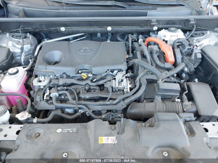 2021 TOYOTA RAV4 HYBRID XLE - JTMRWRFV0MD132994