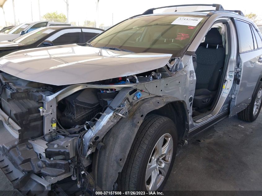 2021 TOYOTA RAV4 HYBRID XLE - JTMRWRFV0MD132994