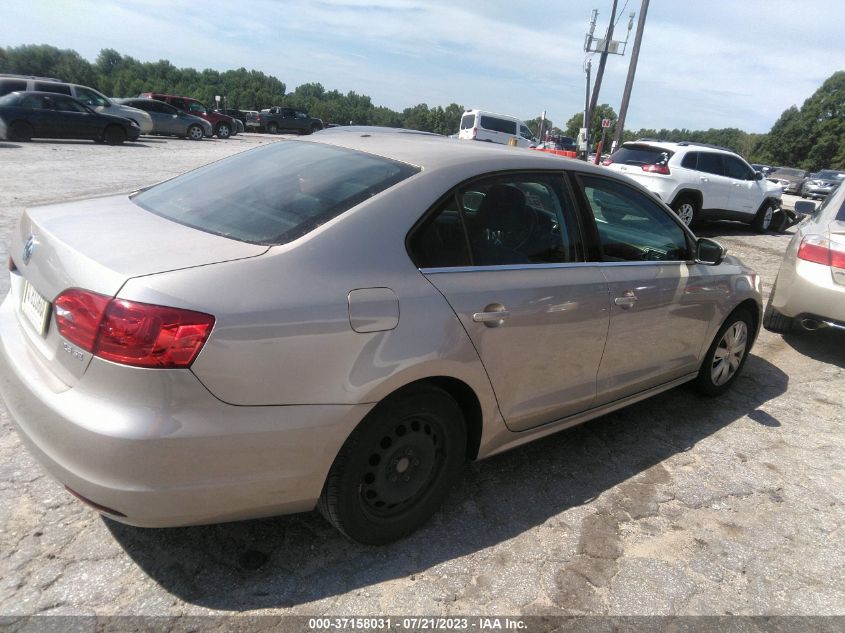 2013 VOLKSWAGEN JETTA SEDAN SE - 3VWDP7AJ4DM244067