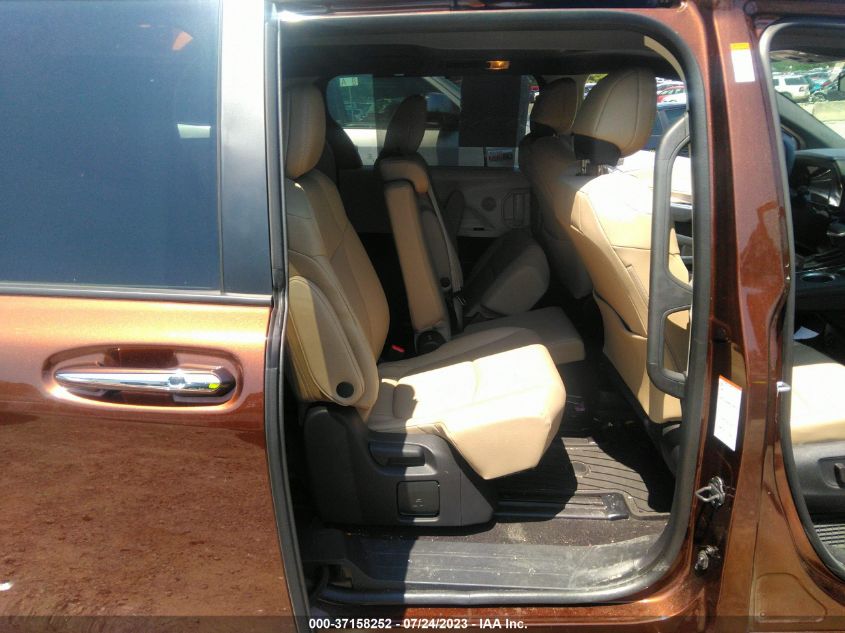 2022 TOYOTA SIENNA XLE - 5TDYRKEC0NS103639