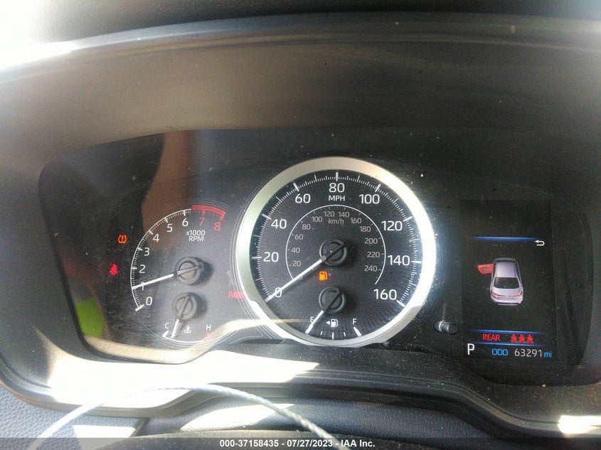 VIN JTDEPMAEXMJ137806 2021 TOYOTA COROLLA LE