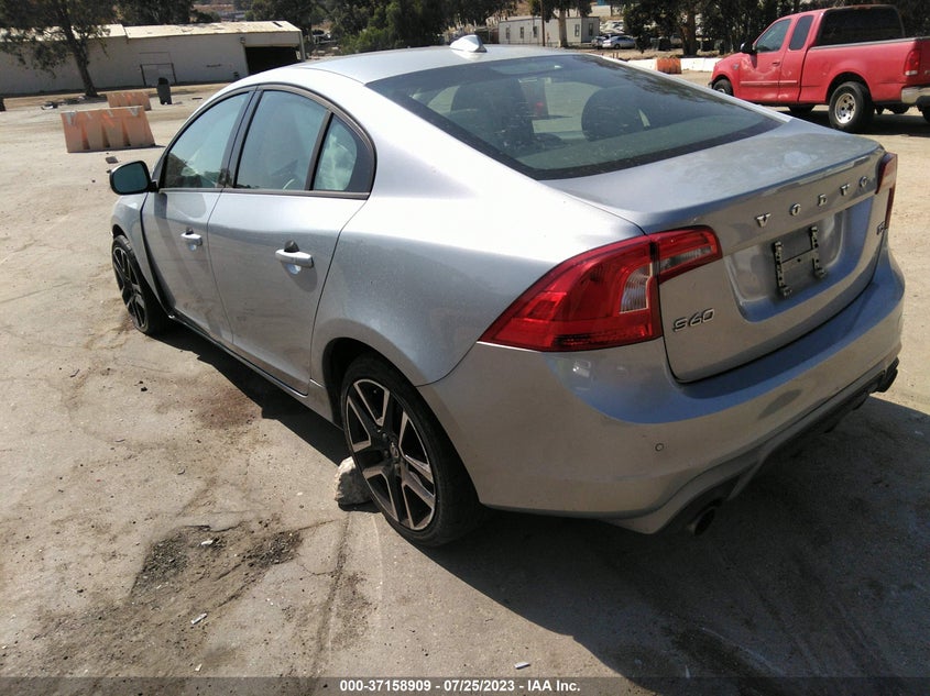 VIN YV126MFL3J2465680 2018 VOLVO S60 DYNAMIC
