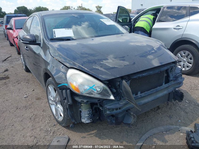 2013 VOLVO S60 T5 - YV1612FS6D1223830