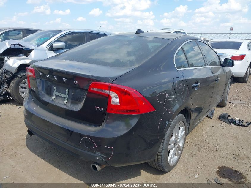 2013 VOLVO S60 T5 - YV1612FS6D1223830